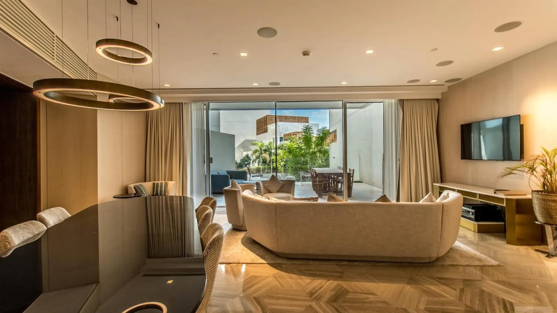 Daniels Five Palm 3Br With Maid'S Room Dubai United Arab Emirates